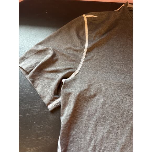 Under Armour HeatGear Mens Fitted Short-Sleeve Gray T-Shirt Size Large - Picture 5 of 7